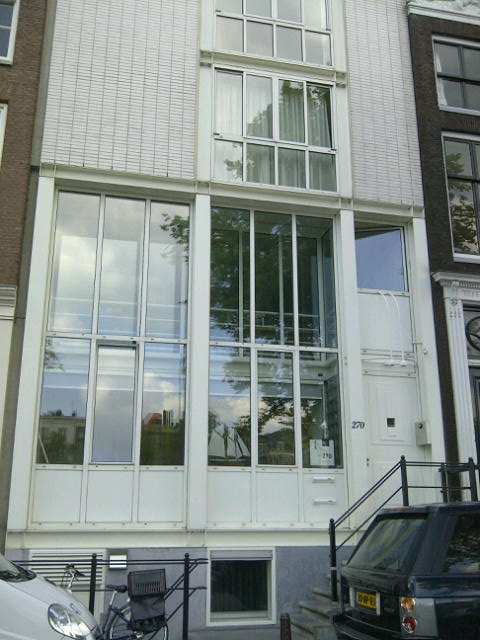 Amstel 270